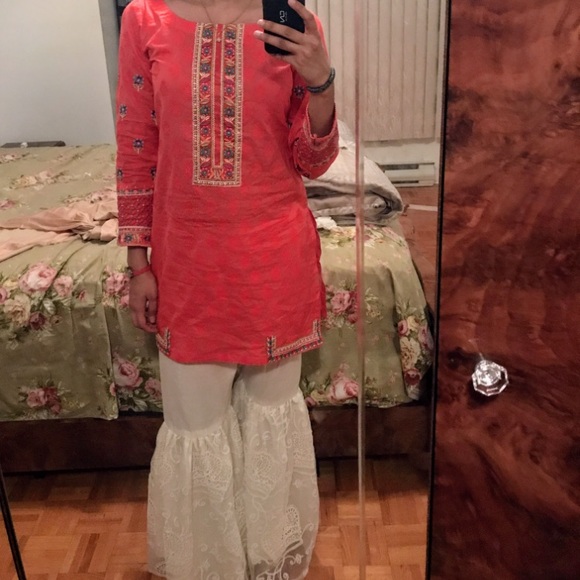 Indian Pakistani 2pc suit - Picture 1 of 1